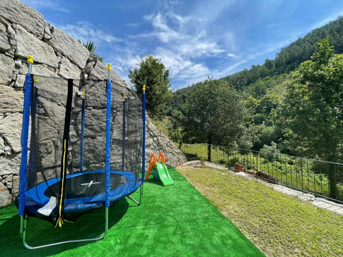 Chalet Teixeira - *